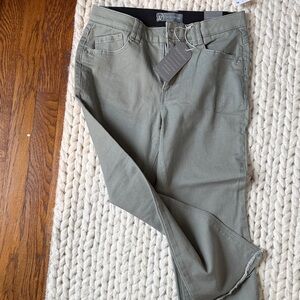 Wit & Wisdom Olive Green Ankle Crop Pants